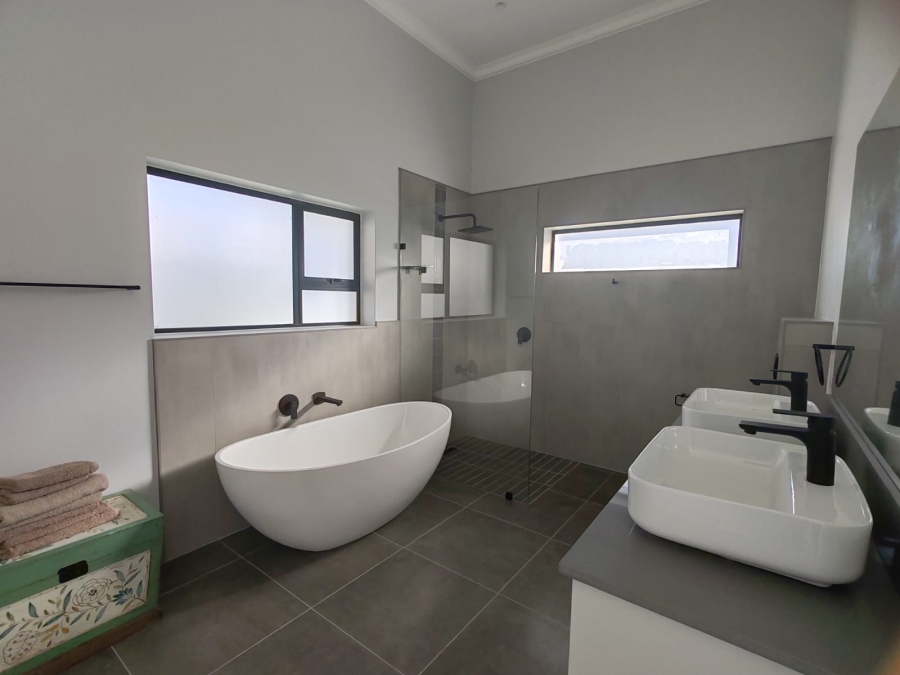 3 Bedroom Property for Sale in St Francis Links Eastern Cape